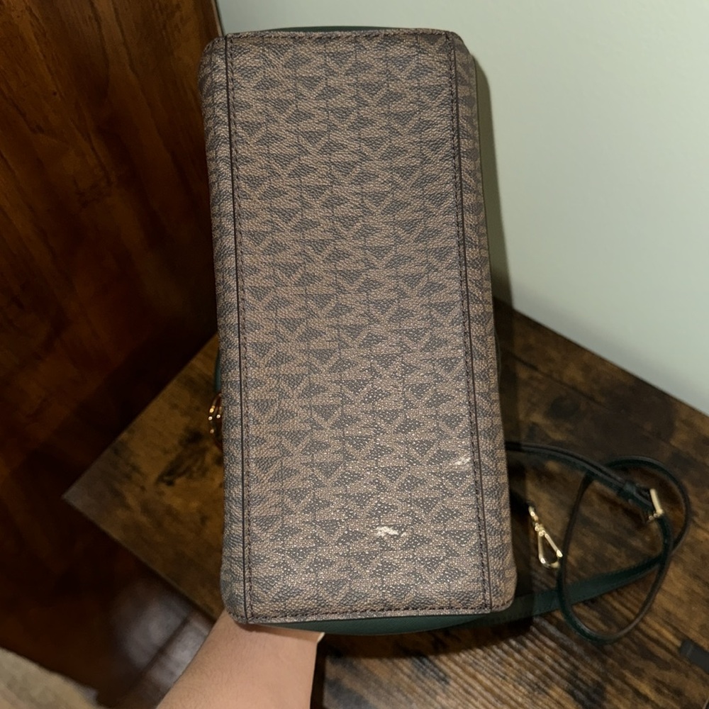 Michael Kors Bag - Picture 7 of 9